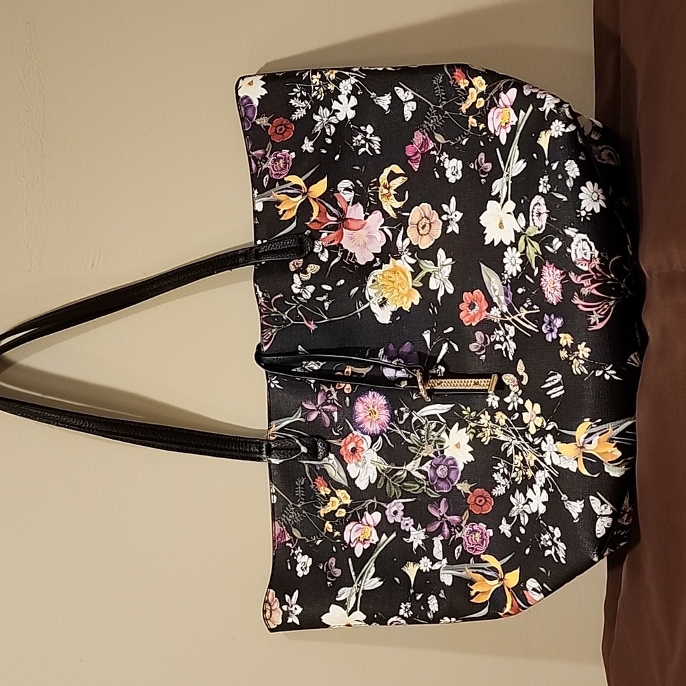 Kelly & Katie Floral Purse set
